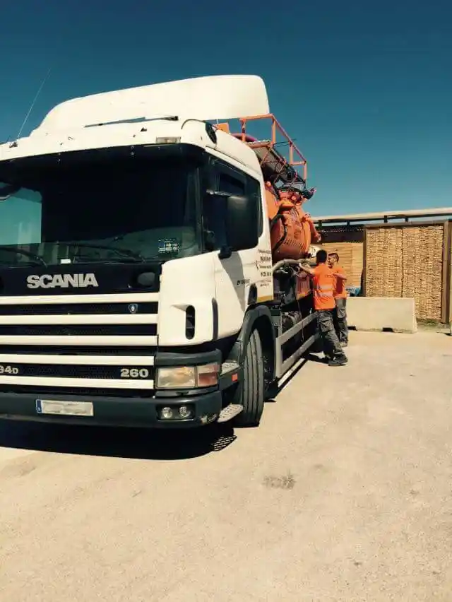 Camión Cuba SCANIA
